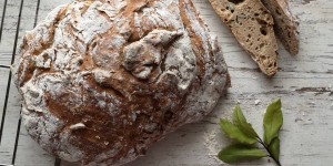 Beitragsbild des Blogbeitrags Herrliches Roggensauerteig Brot 