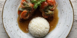 Beitragsbild des Blogbeitrags Hühnerbrust Tomaten Mozzarella Basilikum 
