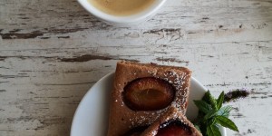 Beitragsbild des Blogbeitrags Zwetschgen Schoko Kuchen