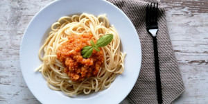Beitragsbild des Blogbeitrags Spaghetti mit Grünkernbolognese