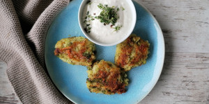 Beitragsbild des Blogbeitrags Leckere Grießlaibchen mit Dip