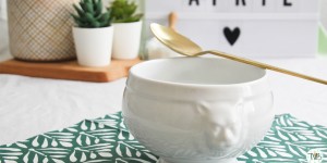 Beitragsbild des Blogbeitrags Klare Suppe mit Schmäh #StilleWassersindspritzig