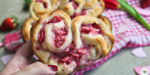 Beitragsbild des Blogbeitrags Erdbeer-Valentinstags Herzen #vegan