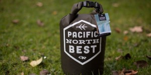 Beitragsbild des Blogbeitrags Adventkalender 2.12. | Drybags von Outdoor Research
