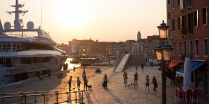 Beitragsbild des Blogbeitrags Tagesausflug nach Venedig