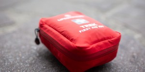 Beitragsbild des Blogbeitrags Meine Wanderapotheke für die Berge