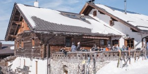 Beitragsbild des Blogbeitrags Leichte Skitour auf die Sattelbergalm 