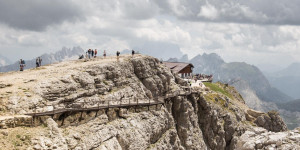 Beitragsbild des Blogbeitrags Freilichtmuseum Lagazuoi auf 2732m bei Cortina dAmpezzo 