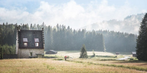 Beitragsbild des Blogbeitrags Das Kranzbach: Moderner Wellnessurlaub hinter alten Gemäuern