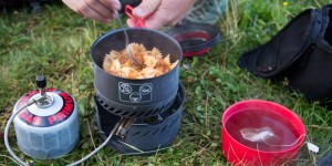 Beitragsbild des Blogbeitrags Testbericht: Campingkocher Spider Stove Primus 