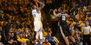 Beitragsbild des Blogbeitrags NBA: Knieprobleme! Pause für Iguodala?