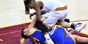Beitragsbild des Blogbeitrags NBA: Warriors: Keine Strafe für Pachulia