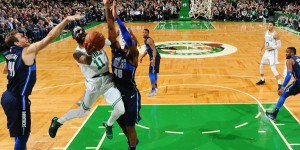 Beitragsbild des Blogbeitrags NBA: Irving verdirbt Klebers Blockparty – Celtics besiegen Mavs 