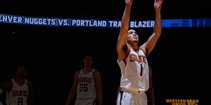 Beitragsbild des Blogbeitrags NBA: Die Entwicklung von Devin Booker bei den Phoenix Suns: Eher Harden als Thompson 