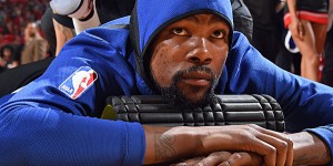 Beitragsbild des Blogbeitrags NBA: Metta World Peace sieht Durant noch nicht als Teil der Warriors-Dynastie