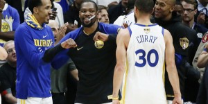 Beitragsbild des Blogbeitrags NBA: Warriors-Star Durant: Karriereende in fünf Jahren?
