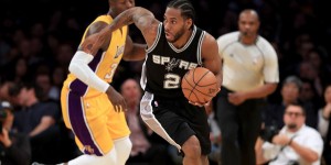 Beitragsbild des Blogbeitrags NBA: Spurs und Lakers reden wieder über Kawhi 