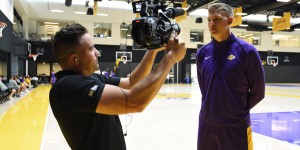 Beitragsbild des Blogbeitrags NBA: Das Knie: Wagner verpasst die Preseason 