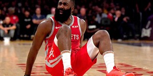 Beitragsbild des Blogbeitrags NBA: Harden kritisiert Ref: “Barsch und arrogant” 