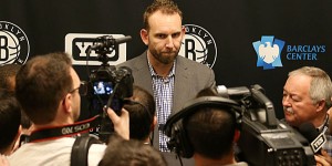 Beitragsbild des Blogbeitrags NBA: Streit mit Referees? Nets-GM suspendiert