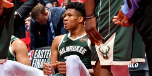 Beitragsbild des Blogbeitrags NBA: Giannis’ schwarzer Abend: “Habe nie erwartet, dass es leicht wird” 