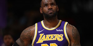Beitragsbild des Blogbeitrags NBA: LeBron James klagt über ausbleibende Pfiffe