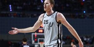 Beitragsbild des Blogbeitrags NBA: Pöltls NBA-Zukunft noch nicht geklärt