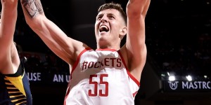 Beitragsbild des Blogbeitrags Hartenstein erzielt bei erstem NBA-Start 19 Punkte