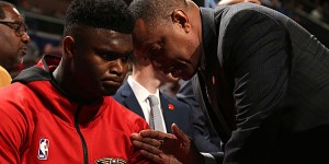 Beitragsbild des Blogbeitrags NBA: Das furiose Debüt von Zion Williamson: Nur auf seinen Coach hört er nicht 