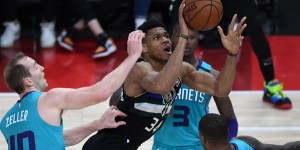 Beitragsbild des Blogbeitrags NBA: 40. Saisonsieg! Giannis führt Bucks zum Erfolg in Paris
