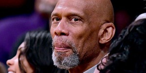 Beitragsbild des Blogbeitrags NBA: Kareem Abdul-Jabbar im Interview: “LeBron kann meinen Rekord brechen” 