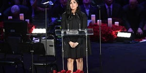 Beitragsbild des Blogbeitrags NBA: Emotionale Gedenkfeier für Kobe und Gigi – Vanessa Bryant nimmt öffentlich Abschied