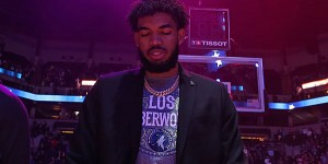 Beitragsbild des Blogbeitrags NBA: Corona: Towns trauert um seine Mutter 