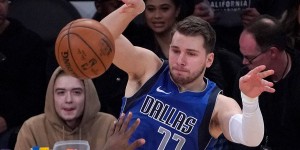 Beitragsbild des Blogbeitrags NBA: Mavs-Gesundheitsdirektor Smith: “Doncic hat schwere Knochen”