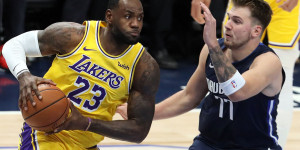 Beitragsbild des Blogbeitrags NBA: Christmas Games: Der King trifft auf seinen Thronfolger – Kyrie gegen die bösen Geister