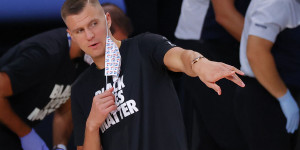 Beitragsbild des Blogbeitrags NBA: Comeback naht: KP trainiert wieder mit 