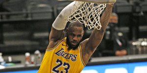 Beitragsbild des Blogbeitrags NBA: Dominanter LeBron führt Lakers zu nächstem Sieg 