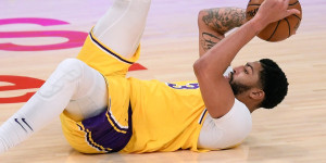Beitragsbild des Blogbeitrags NBA: Bucks vs. Lakers: Davis bleibt “scheiße” und alte Giannis-Probleme