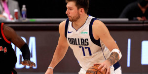 Beitragsbild des Blogbeitrags NBA: Mavs überstehen eiskalte Schlussphase – Doncic überragend im 1. Viertel
