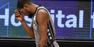 Beitragsbild des Blogbeitrags NBA: Raptors schlagen Nets – KD gefangen im Corona-Chaos: “Lasst mich frei”