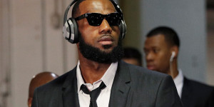 Beitragsbild des Blogbeitrags NBA: Das Imperium wächst: LeBron kauft Anteile an MLB-Team