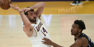 Beitragsbild des Blogbeitrags NBA: Nur noch “Plan C oder D”? Lakers-Big frustriert 