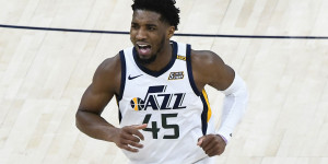 Beitragsbild des Blogbeitrags NBA: Knöchelverletzung: Entwarnung bei Mitchell