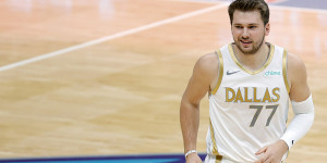 Beitragsbild des Blogbeitrags NBA: 28:0-Lauf und Doncic-Gala: Mavs verpassen den Warriors historische Abreibung