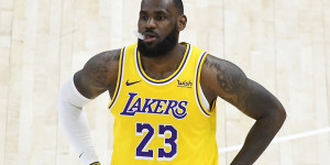 Beitragsbild des Blogbeitrags NBA: LeBron übt heftige Kritik an Play-In-Turnier: “Sollte gefeuert werden”