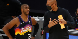 Beitragsbild des Blogbeitrags NBA: Coach of the Year: Große Ehre für Suns-Coach