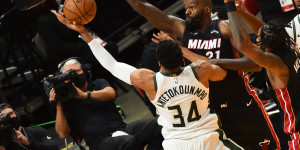 Beitragsbild des Blogbeitrags NBA: Giannis mit Triple-Double! Bucks holen gegen Miami den Besen raus 