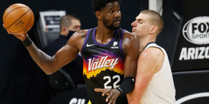 Beitragsbild des Blogbeitrags NBA: Suns vs. Nuggets: Ist ein Big Man genug für Jokic?
