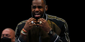 Beitragsbild des Blogbeitrags NBA: LeBron schimpft über die NBA: “Sie wollten nicht auf mich hören”