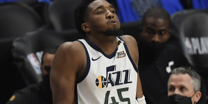 Beitragsbild des Blogbeitrags NBA: “Stehe unter Schock”: Mitchell nach Playoff-Aus frustriert 